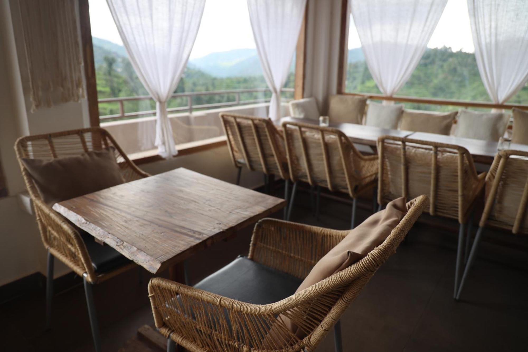 Exstasy Stays - Bathtub Rooms & Cafe - Your Romantic & Cozy Getaway - Thhpsociety - Mukteshwar Exterior photo